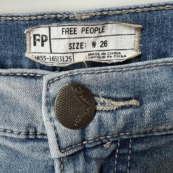 Free People High Waisted Skinny Jeans Size 26 - Picture 5 of 8